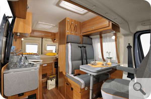 Wohnmobil, Camping Bus klein innen